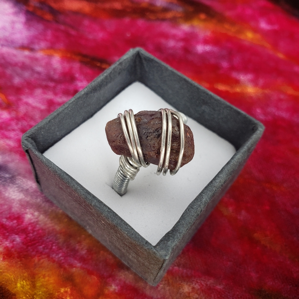 Raw Ruby Wire Art Ring sz 9